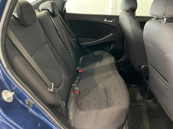 Hyundai Solaris I Рестайлинг с пробегом 2015 года, цена 555 000 рублей, 211588 км, седан, Автокод Объявления