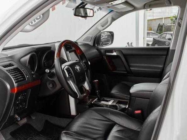 Toyota Land Cruiser Prado 150 Series с пробегом 2011 года, цена 2 920 000 рублей, 155945 км, внедорожник, Автокод Объявления
