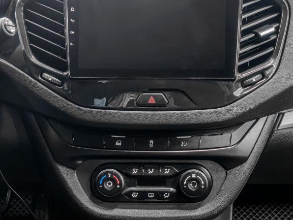 Lada (ВАЗ) Vesta I с пробегом 2018 года, цена 900 000 рублей, 121000 км, седан, Автокод Объявления