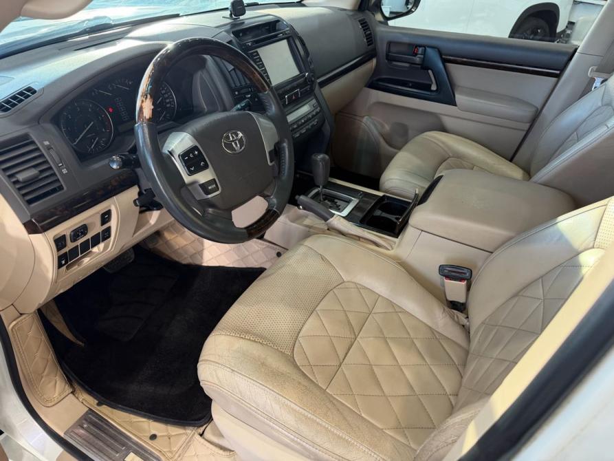 Toyota Land Cruiser 200 Series Рестайлинг 1 Челябинск  - изображение 10