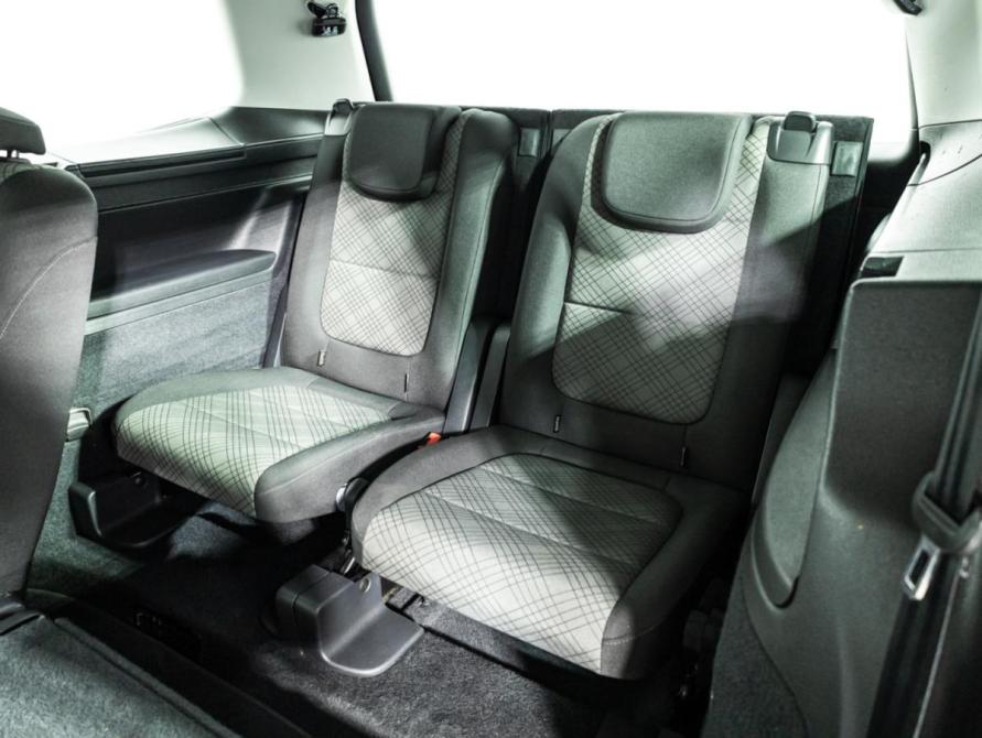 Volkswagen Sharan II Рестайлинг Санкт-Петербург  - изображение 16