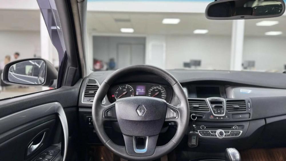 Renault Laguna III Рестайлинг Шахты  - изображение 13
