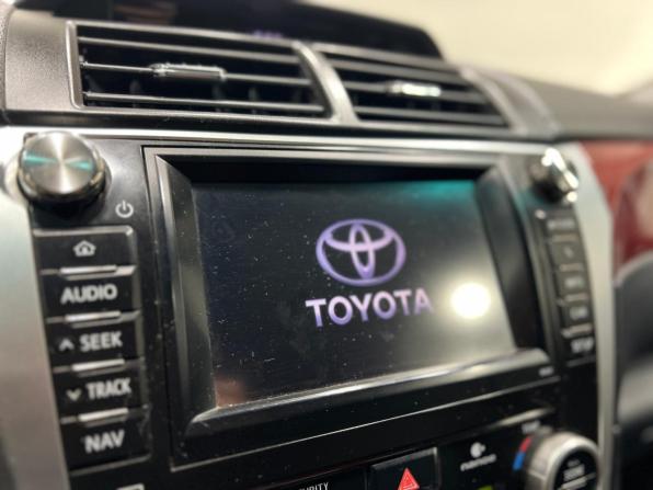 Toyota Camry VII (XV50) с пробегом 2013 года, цена 1 889 500 рублей, 204000 км, седан, Автокод Объявления