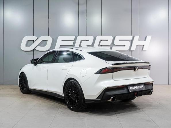 Changan UNI-V I с пробегом 2023 года, цена 2 340 000 рублей, 39135 км, лифтбек, Автокод Объявления