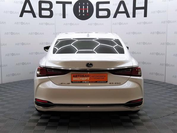 Lexus ES VII с пробегом 2019 года, цена 3 405 000 рублей, 126000 км, седан, Автокод Объявления
