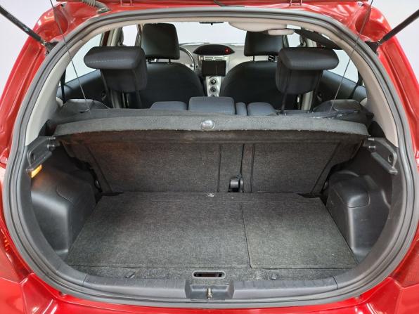 Toyota Yaris II с пробегом 2008 года, цена 489 000 рублей, 210401 км, хэтчбек, Автокод Объявления