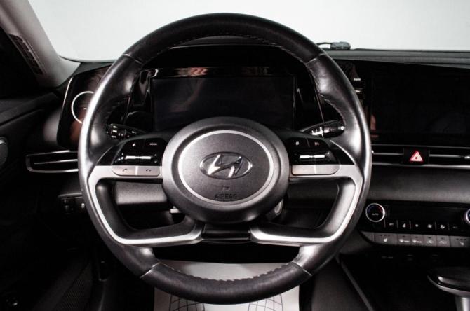 Hyundai Elantra VII (CN7) с пробегом 2023 года, цена 2 329 000 рублей, 87256 км, седан, Автокод Объявления