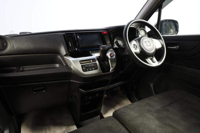 Honda N-WGN I Рестайлинг с пробегом 2018 года, цена 899 000 рублей, 64288 км, хэтчбек, Автокод Объявления