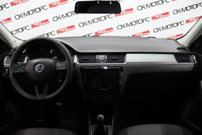 Skoda Rapid I с пробегом 2016 года, цена 855 550 рублей, 201526 км, лифтбек, Автокод Объявления