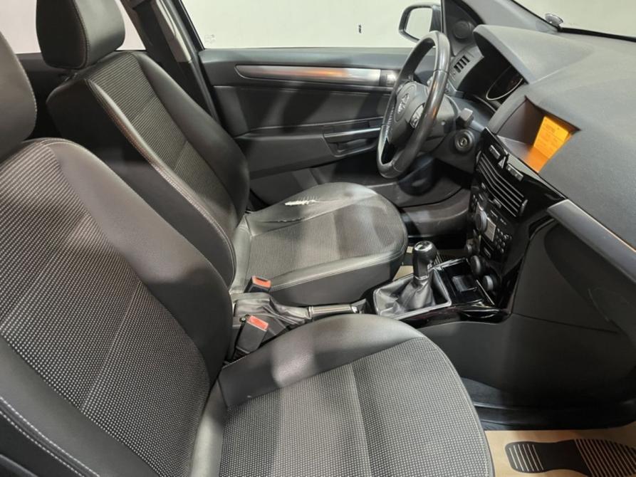 Opel Astra H Рестайлинг Курск  - изображение 7