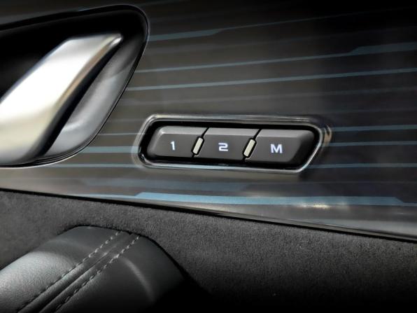 Geely Monjaro I с пробегом 2024 года, цена 3 390 000 рублей, 65889 км, внедорожник, Автокод Объявления