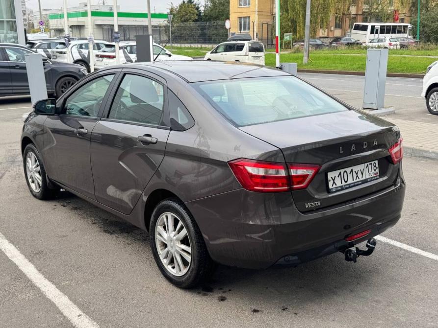 Lada (ВАЗ) Vesta I Санкт-Петербург  - изображение 2
