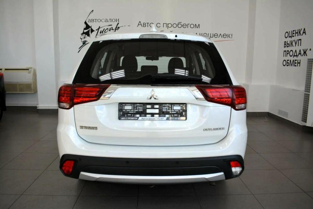 Mitsubishi Outlander III Рестайлинг 2 Киров  - изображение 5