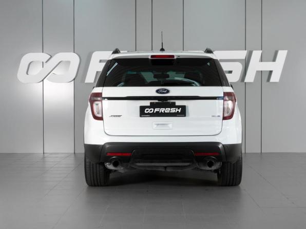 Ford Explorer V с пробегом 2015 года, цена 1 699 000 рублей, 140165 км, внедорожник, Автокод Объявления