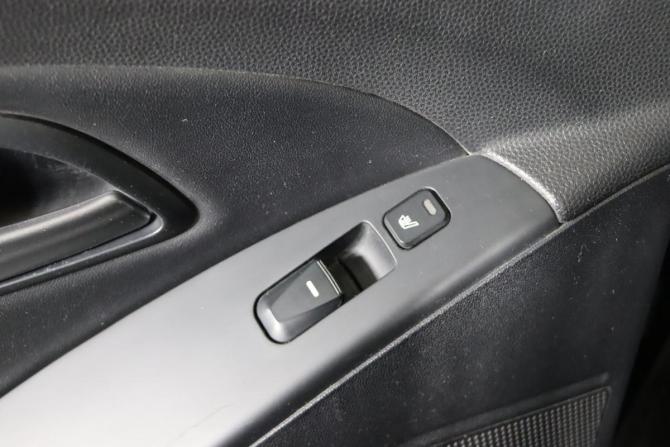Hyundai ix35 I Рестайлинг с пробегом 2014 года, цена 1 199 990 рублей, 144441 км, внедорожник, Автокод Объявления
