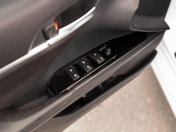 Toyota Camry VIII (XV70) с пробегом 2020 года, цена 2 800 000 рублей, 30329 км, седан, Автокод Объявления