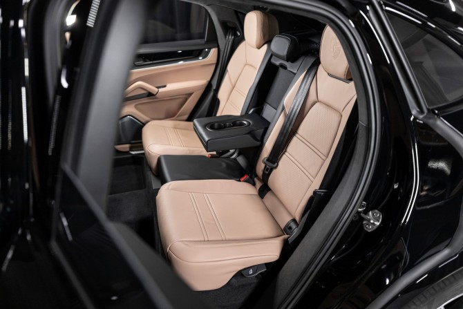 Новый Porsche Cayenne III Рестайлинг 2024 года, цена 23 472 200 рублей, внедорожник, Автокод Объявления