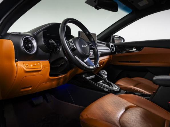 Kia K3 II с пробегом 2021 года, цена 2 129 000 рублей, 39000 км, седан, Автокод Объявления