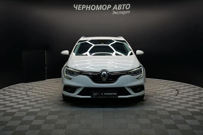 Renault Megane IV с пробегом 2018 года, цена 1 555 000 рублей, 156000 км, универсал, Автокод Объявления