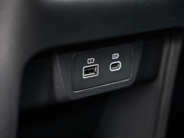 Hongqi H6 с пробегом 2025 года, цена 4 560 000 рублей, 8 км, лифтбек, Автокод Объявления