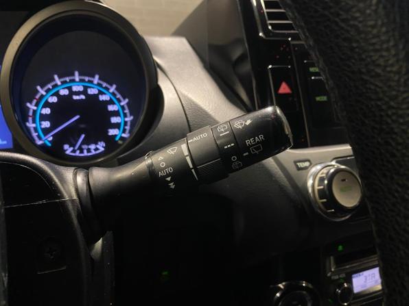 Toyota Land Cruiser Prado 150 Series с пробегом 2010 года, цена 2 200 000 рублей, 418297 км, внедорожник, Автокод Объявления