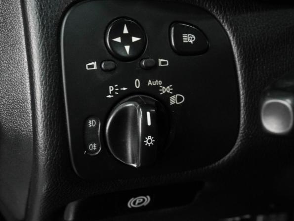 Mercedes-Benz C-Класс II (W203) Рестайлинг с пробегом 2006 года, цена 648 000 рублей, 292246 км, седан, Автокод Объявления