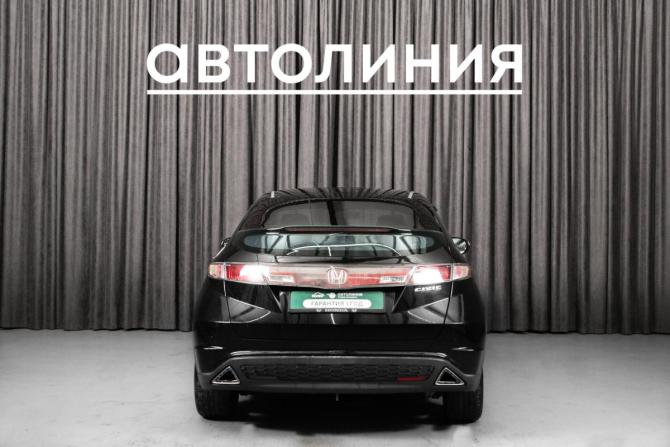Honda Civic VIII с пробегом 2008 года, цена 740 000 рублей, 220000 км, хэтчбек, Автокод Объявления