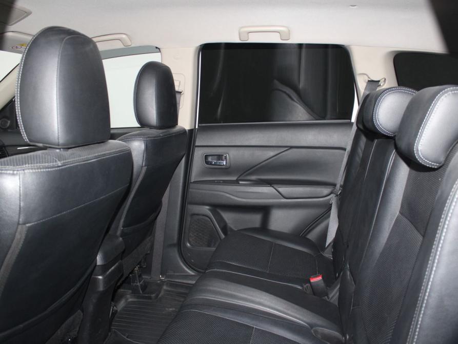 Mitsubishi Outlander III Рестайлинг 2 Старый Оскол  - изображение 15