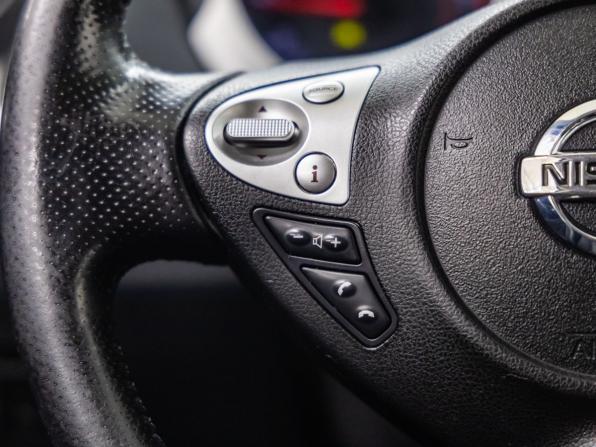 Nissan Juke I с пробегом 2013 года, цена 998 000 рублей, 106988 км, внедорожник, Автокод Объявления