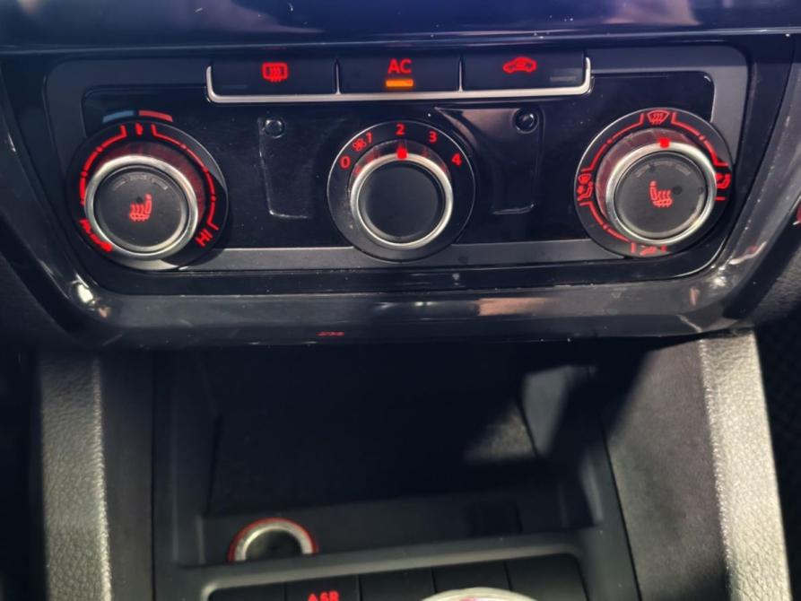 Volkswagen Jetta VI Курск  - изображение 12