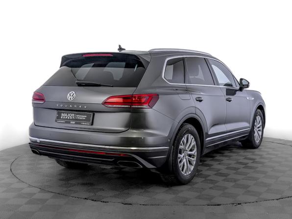 Volkswagen Touareg III с пробегом 2019 года, цена 3 690 000 рублей, 234306 км, внедорожник, Автокод Объявления