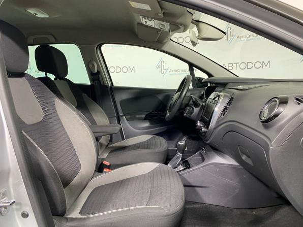 Renault Kaptur I с пробегом 2020 года, цена 1 369 000 рублей, 88939 км, внедорожник, Автокод Объявления