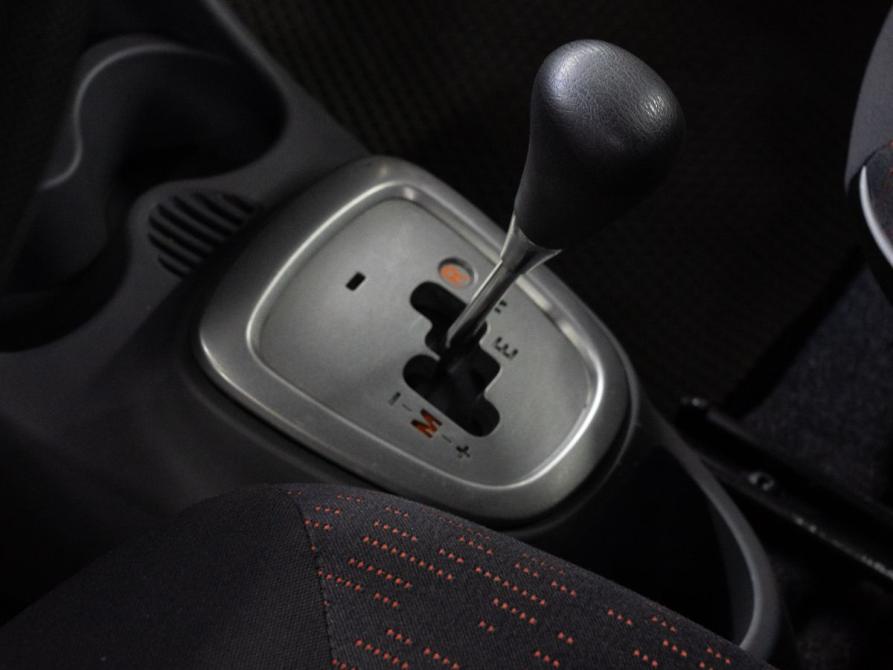 Peugeot 107 I Рестайлинг Тюмень  - изображение 11