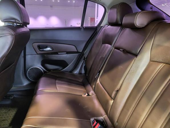 Chevrolet Cruze I Рестайлинг с пробегом 2014 года, цена 694 000 рублей, 294793 км, хэтчбек, Автокод Объявления