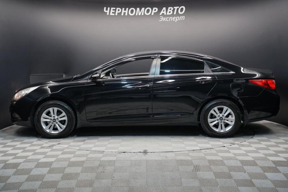Hyundai Sonata VI (YF) Крым  - изображение 2