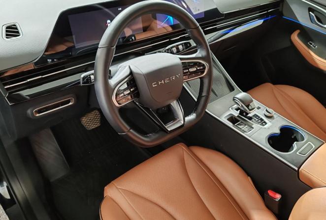 Omoda C5 I с пробегом 2022 года, цена 1 740 000 рублей, 32712 км, внедорожник, Автокод Объявления