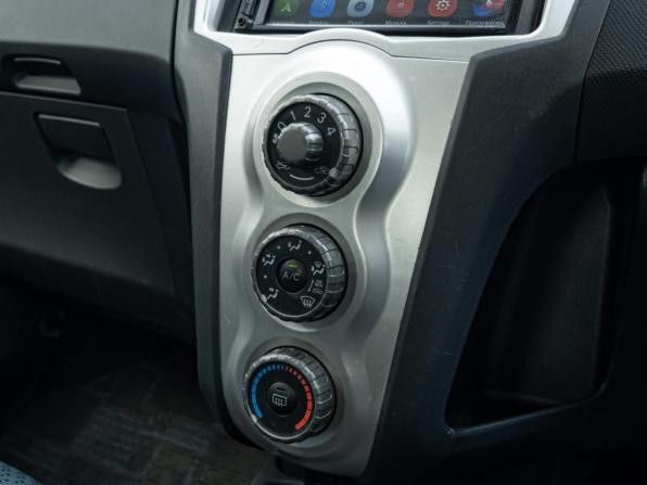 Toyota Vitz II (XP90) с пробегом 2005 года, цена 535 000 рублей, 151643 км, хэтчбек, Автокод Объявления