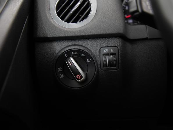 Volkswagen Tiguan I Рестайлинг с пробегом 2013 года, цена 1 335 510 рублей, 201960 км, внедорожник, Автокод Объявления