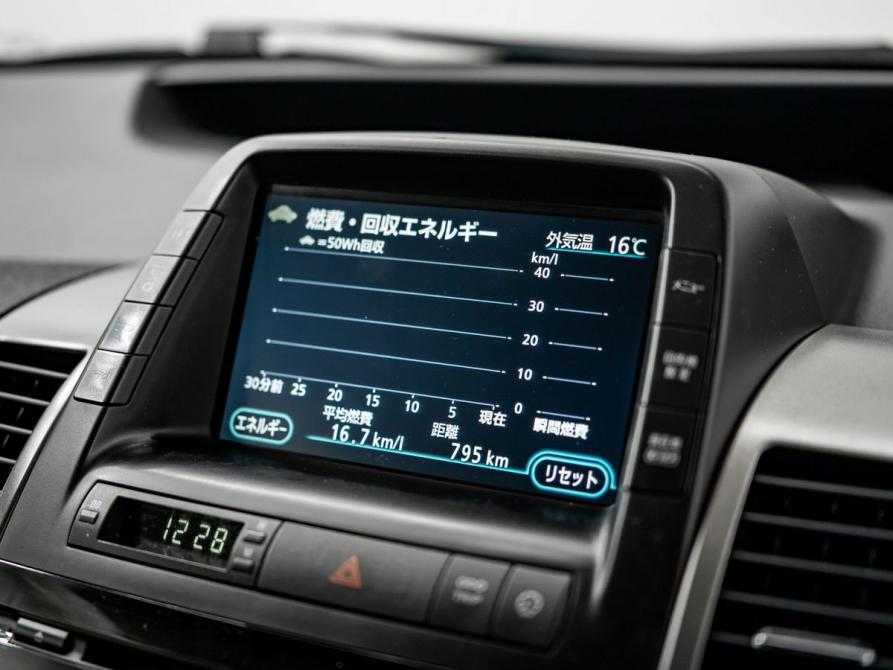 Toyota Prius II Рестайлинг (XW20) Красноярск  - изображение 13
