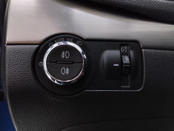 Opel Mokka I с пробегом 2013 года, цена 950 000 рублей, 167130 км, внедорожник, Автокод Объявления