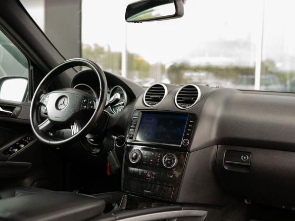 Mercedes-Benz M-Класс II (W164) с пробегом 2008 года, цена 1 050 000 рублей, 332807 км, внедорожник, Автокод Объявления