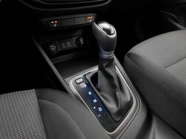 Hyundai Solaris II с пробегом 2018 года, цена 1 459 000 рублей, 152880 км, седан, Автокод Объявления