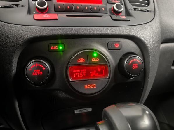 Kia Rio II Рестайлинг с пробегом 2010 года, цена 615 000 рублей, 127661 км, седан, Автокод Объявления
