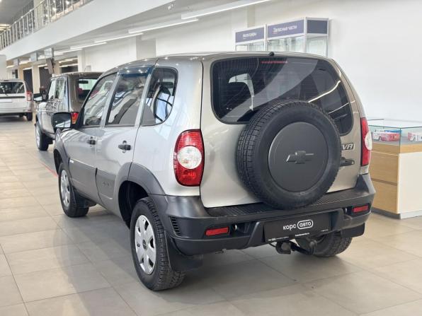 Chevrolet Niva I Рестайлинг с пробегом 2012 года, цена 526 000 рублей, 134181 км, внедорожник, Автокод Объявления