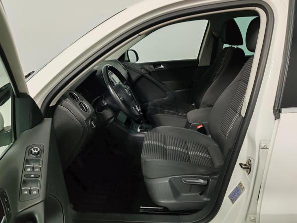 Volkswagen Tiguan I с пробегом 2011 года, цена 1 220 000 рублей, 140452 км, внедорожник, Автокод Объявления