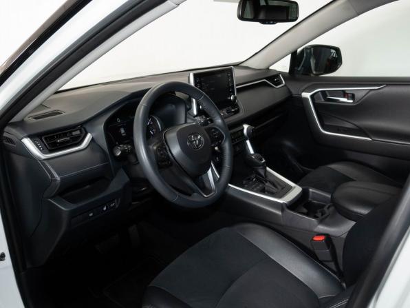 Toyota RAV4 V (XA50) с пробегом 2021 года, цена 3 700 000 рублей, 69348 км, внедорожник, Автокод Объявления