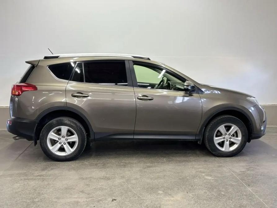 Toyota RAV4 IV (XA40) Саратов  - изображение 6
