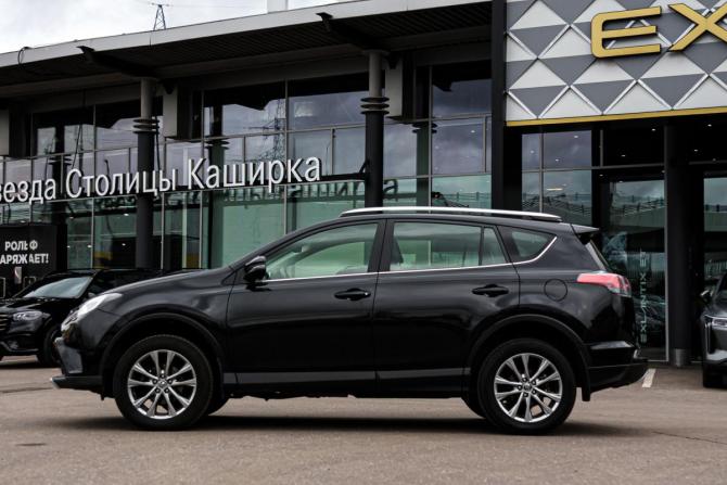 Toyota RAV4 IV (XA40) Рестайлинг с пробегом 2015 года, цена 2 499 000 рублей, 117481 км, внедорожник, Автокод Объявления