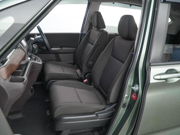Honda Freed II Рестайлинг с пробегом 2021 года, цена 2 177 900 рублей, 40167 км, компактвэн, Автокод Объявления