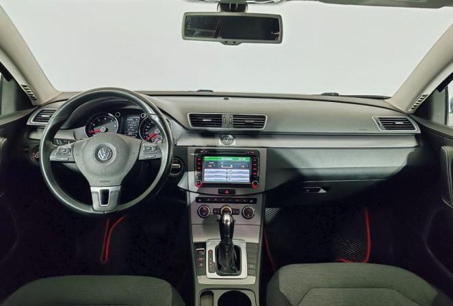 Volkswagen Passat B7 с пробегом 2012 года, цена 1 080 000 рублей, 227374 км, седан, Автокод Объявления